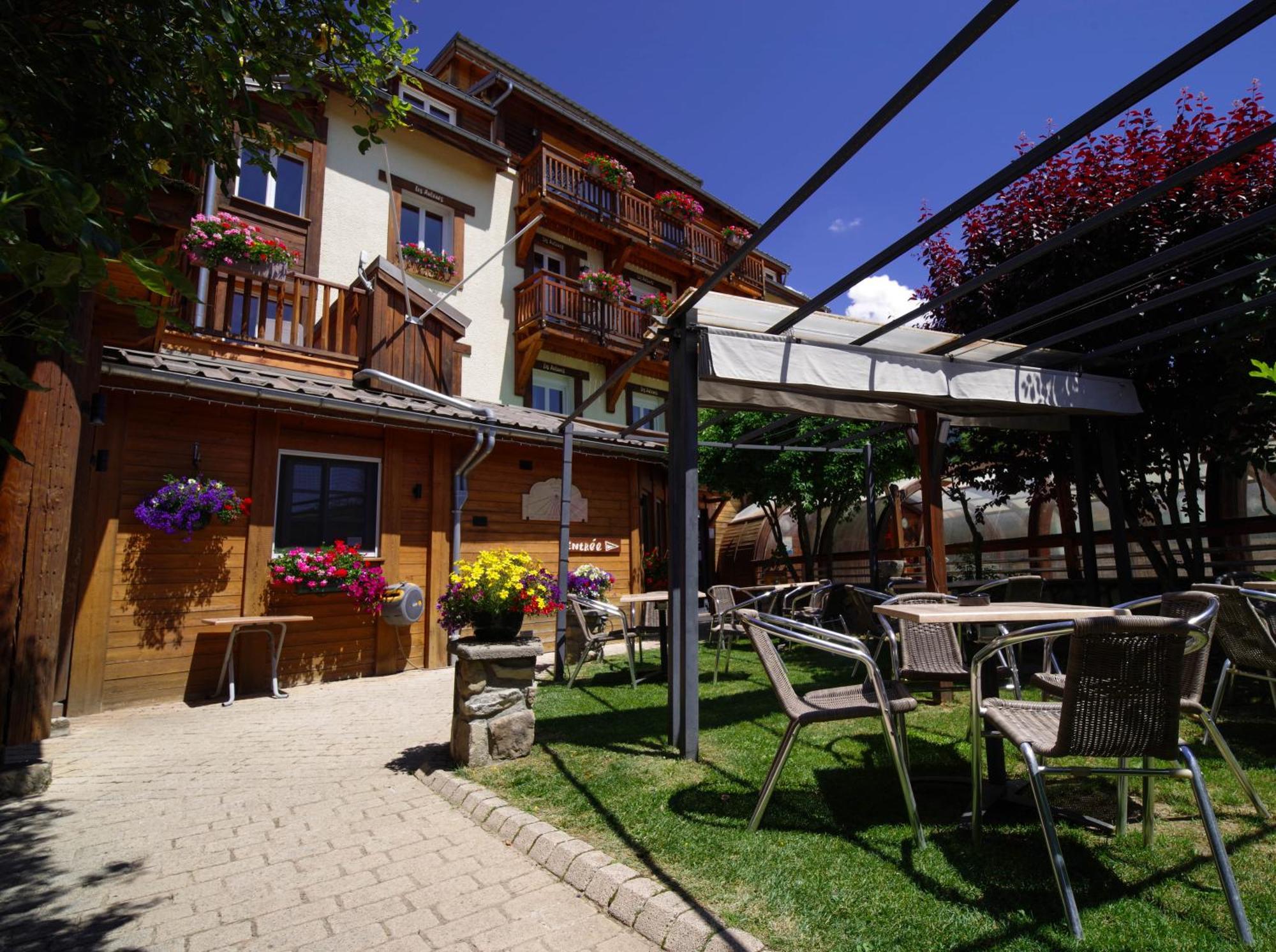 Hotel Les Autanes Spa-Balneotherapie & Restaurant Ancelle Eksteriør bilde