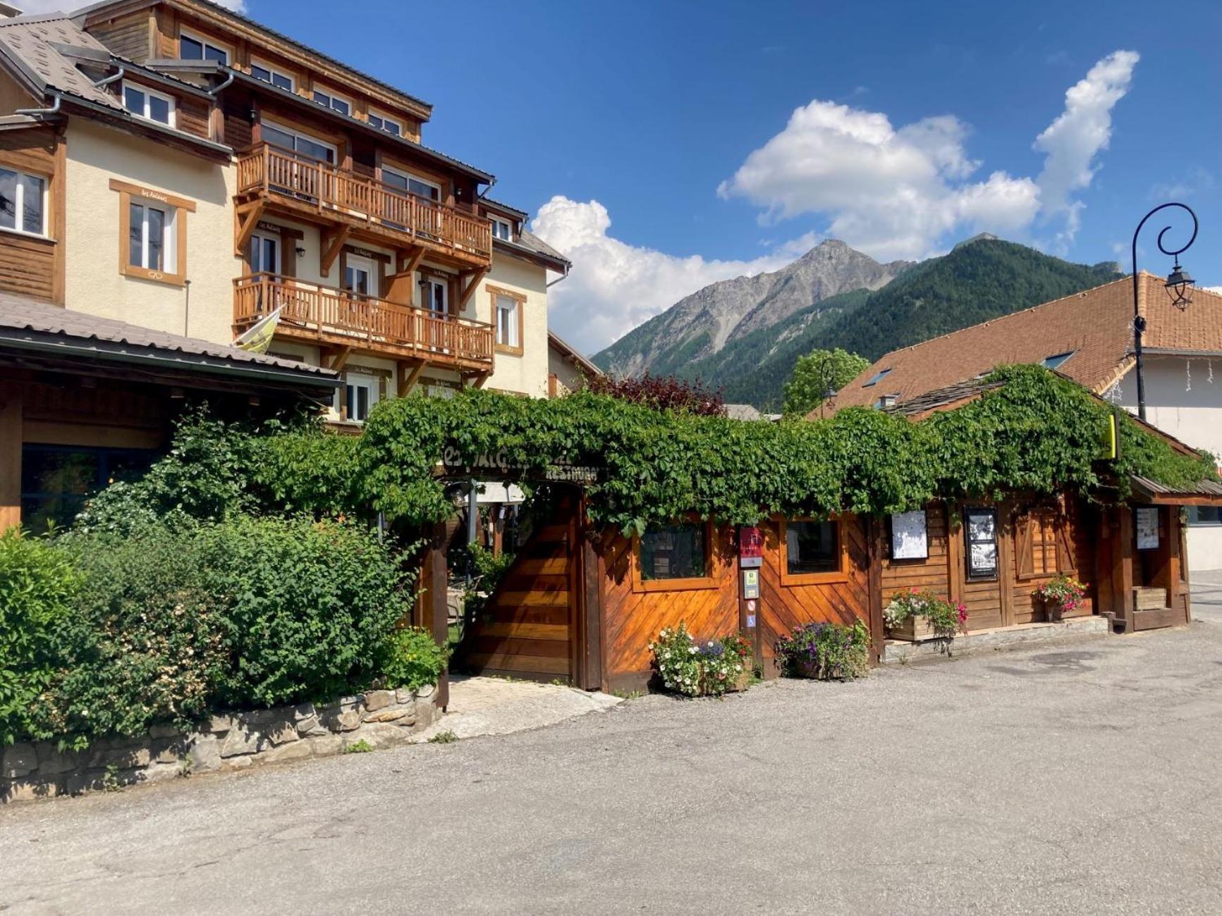 Hotel Les Autanes Spa-Balneotherapie & Restaurant Ancelle Eksteriør bilde